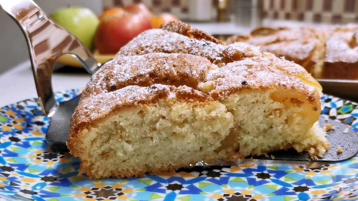 Овсяный пирог с яблоками. Пирогов покрошу и откушать попрошу. Немецкий яблочный пирог