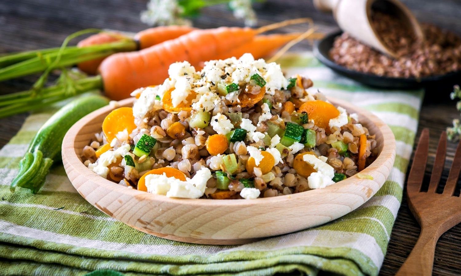 Гречневая каша с овощами