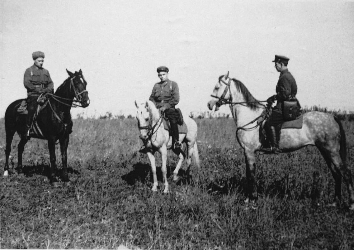 Первый башкирский командир 112 дивизии. 112 Кавалерийская дивизия Генерала Шаймуратова генерал Шаймуратов. 112 Башкирская Кавалерийская дивизия Шаймуратов. Генерал Шаймуратов командир 112 кавалерийской дивизии. Башкирская Кавалерийская дивизия Шаймуратова.