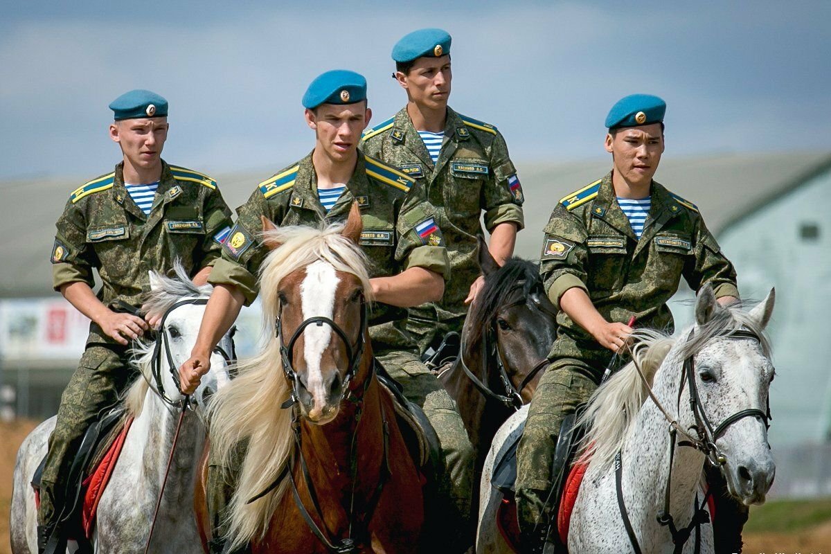 Президентский полк конная кавалерия