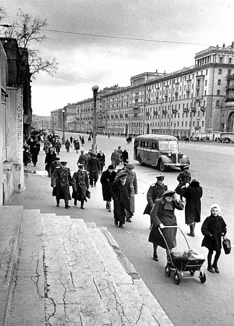 Фото послевоенная Москва 1947 лайф