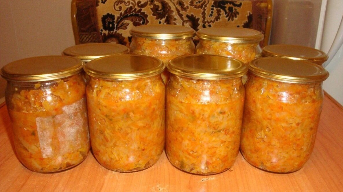 Солянка из свежей капусты на зиму. Щи на зиму в банках. Солянка из свежей капусты на зиму. Солянка на зиму из капусты. Солянка капустная на зиму.