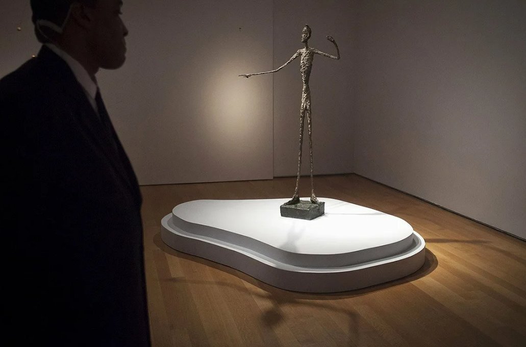 Самого дорогого человечка. Джакометти указующий человек. Скульптура Альберто Джакометти «указывающий человек». Самая дорогая скульптура в мире указующий человек. Указующий человек.
