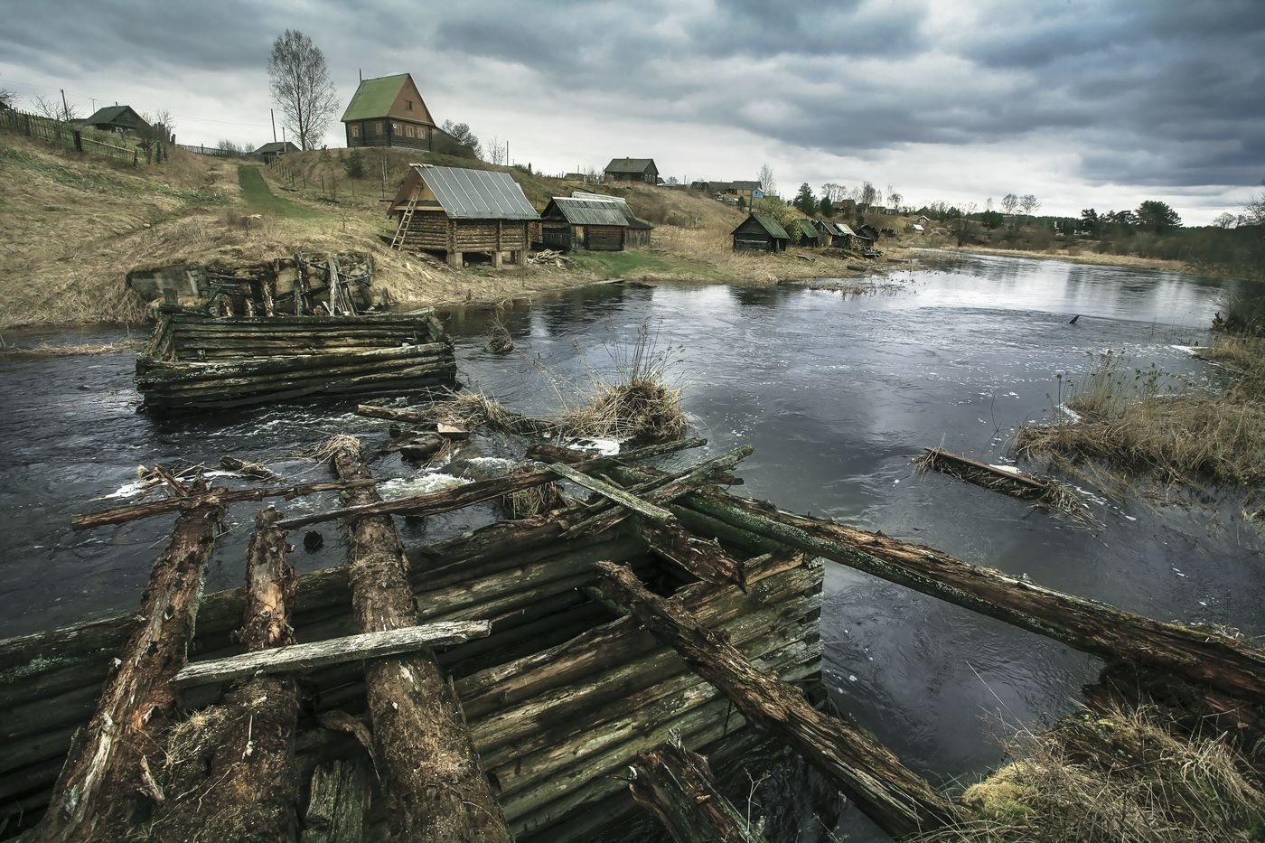 река в селе