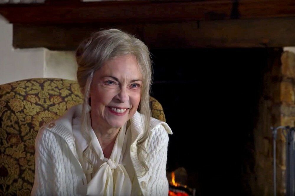 визит фильм 2015 кэтрин хан. визит найта шьямалана. внуки приехали к бабушке ужасы. визит фильм 2015. внуки приехали к бабушке ужасы.