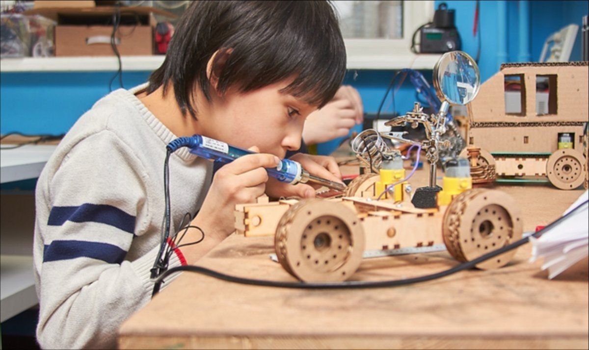 Развитию техники науки искусства. Кружок технического творчества. Детское техническое творчество. Творчество и робототехника. Кружок робототехники.