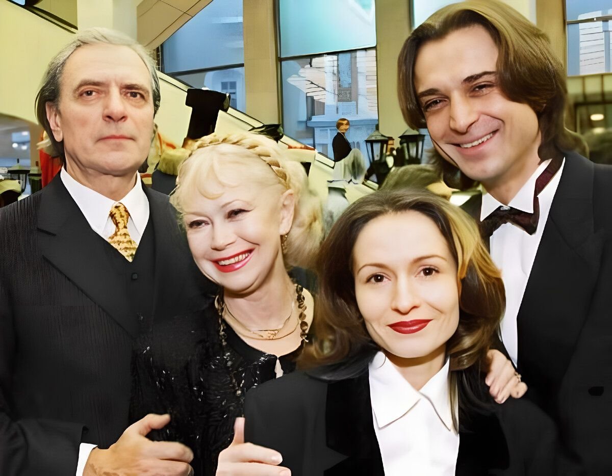 Светлана Немоляева и Александр Лазарев младший