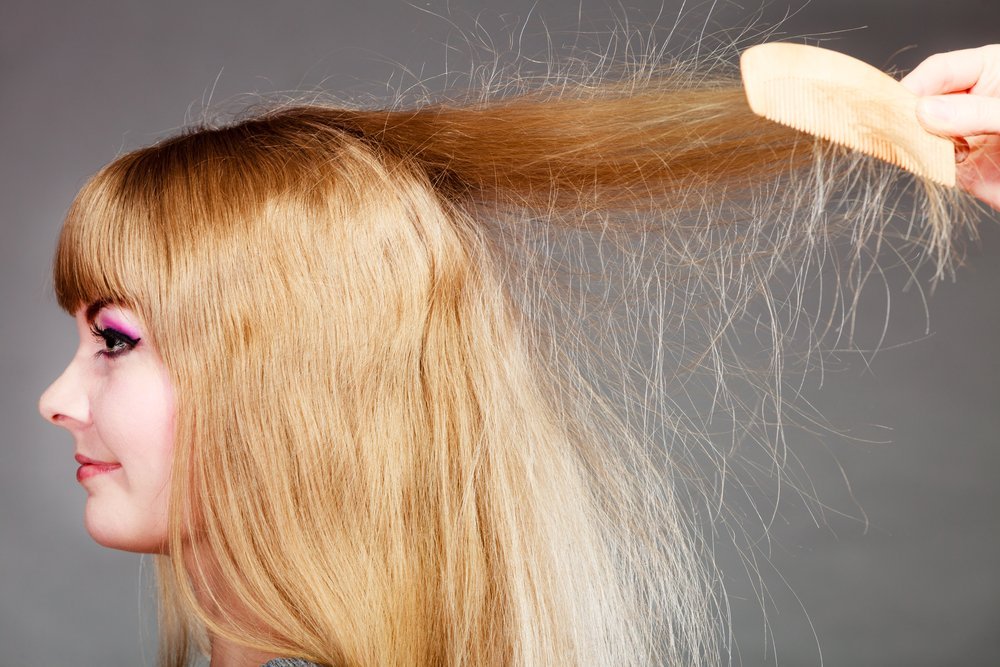 Как легко расчесать волосы народными средствами