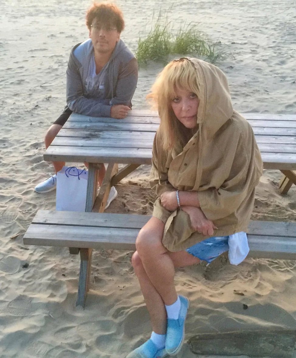 Пугачева и Галкин на пляже в Израиле