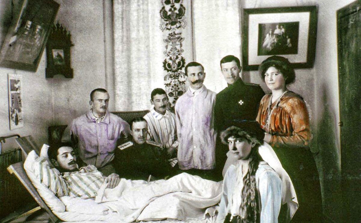 Царская семья Романовых 1915