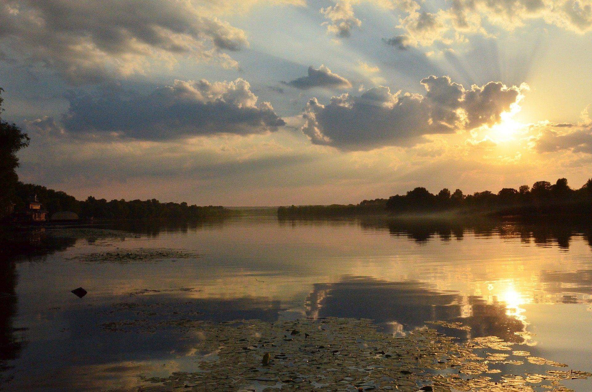 Река днепр