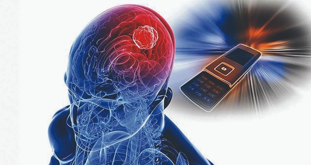 Излучение телефона. Картинка об опасности смартфонов. Вредные смартфоны. Вредные смартфоны. Смартфон радиация.