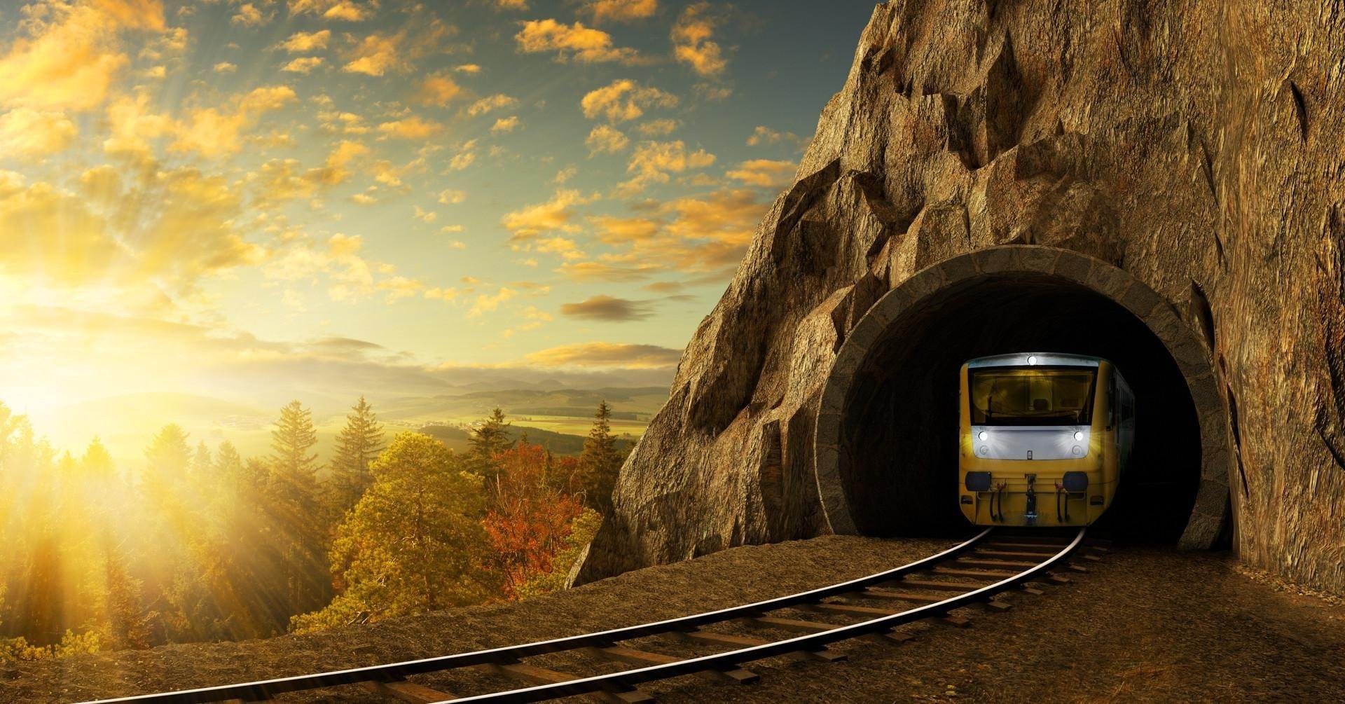 Поезд из тоннеля