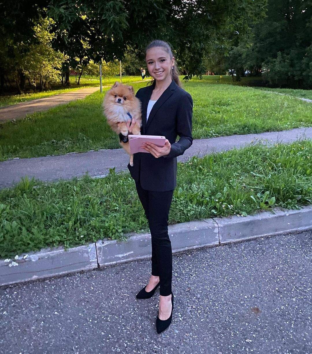 Камила Валиева фигуристка