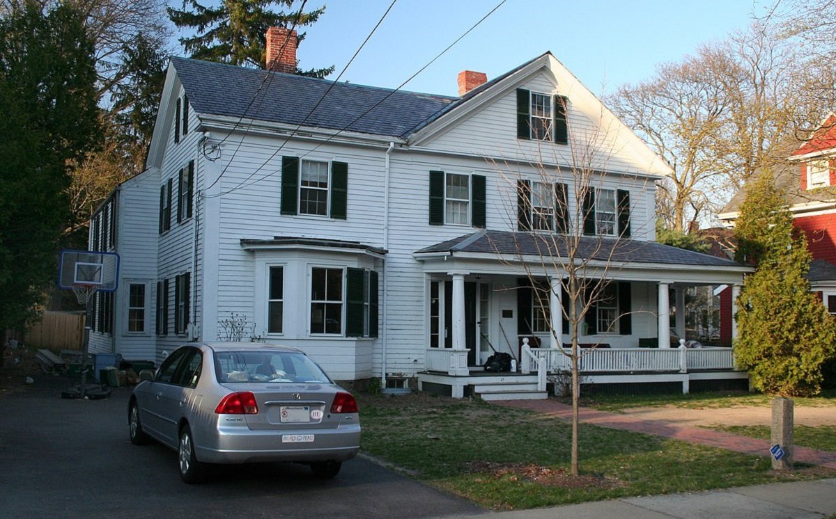 бостон – вашингтон) одноэтажная америка. американские домики. обычный канадский дом. американский дом. канада онтарио пригород.