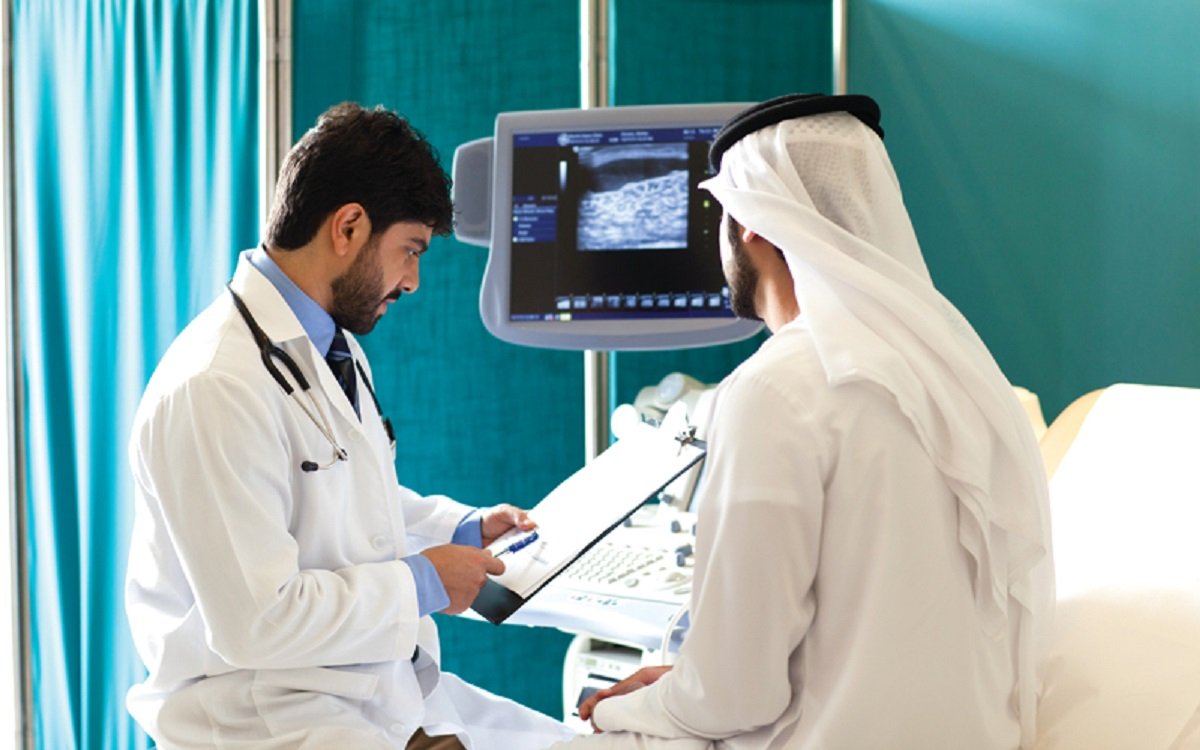 Врач мусульман. Медицина в ОАЭ. Больница в ОАЭ. Врачи в Дубае. Больницы в арабских Эмиратах.