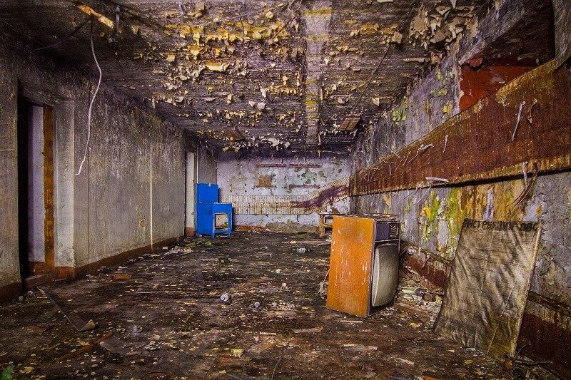 бункер внутри. порожние бункера. порожние бункера. бункер на соколе. военный бункер в омске.