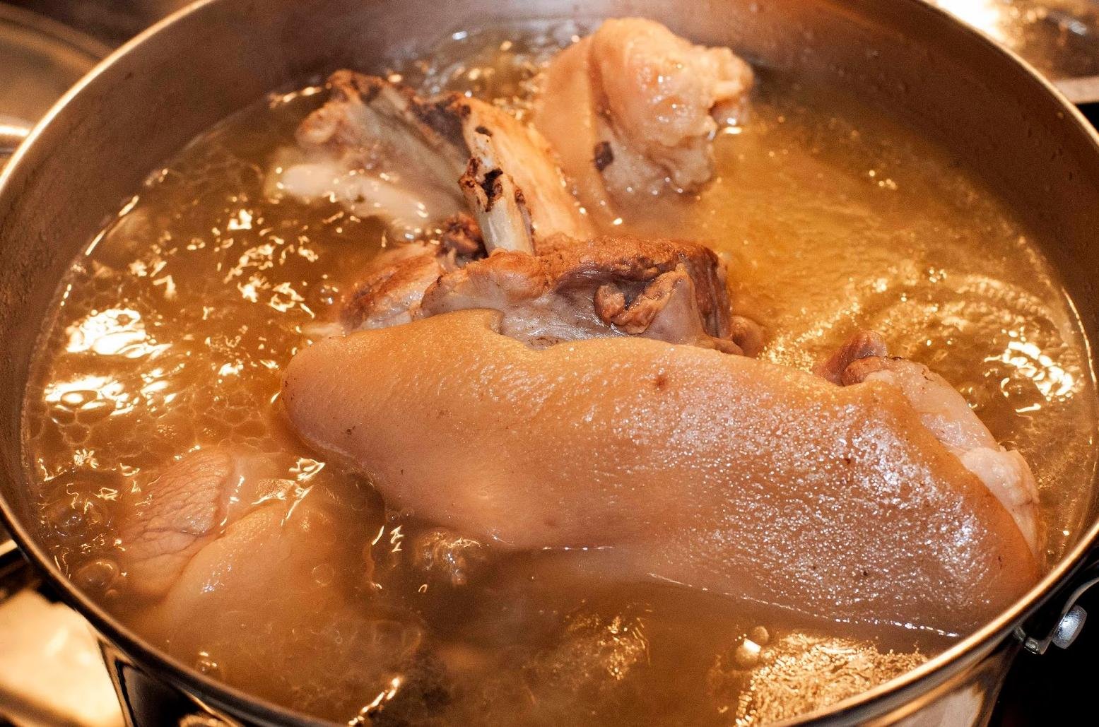 Рулька в кастрюле. Мясо по скандинавски. Рулька в кастрюле. Как приготовить рульку в кастрюле. Рулька в кастрюле.