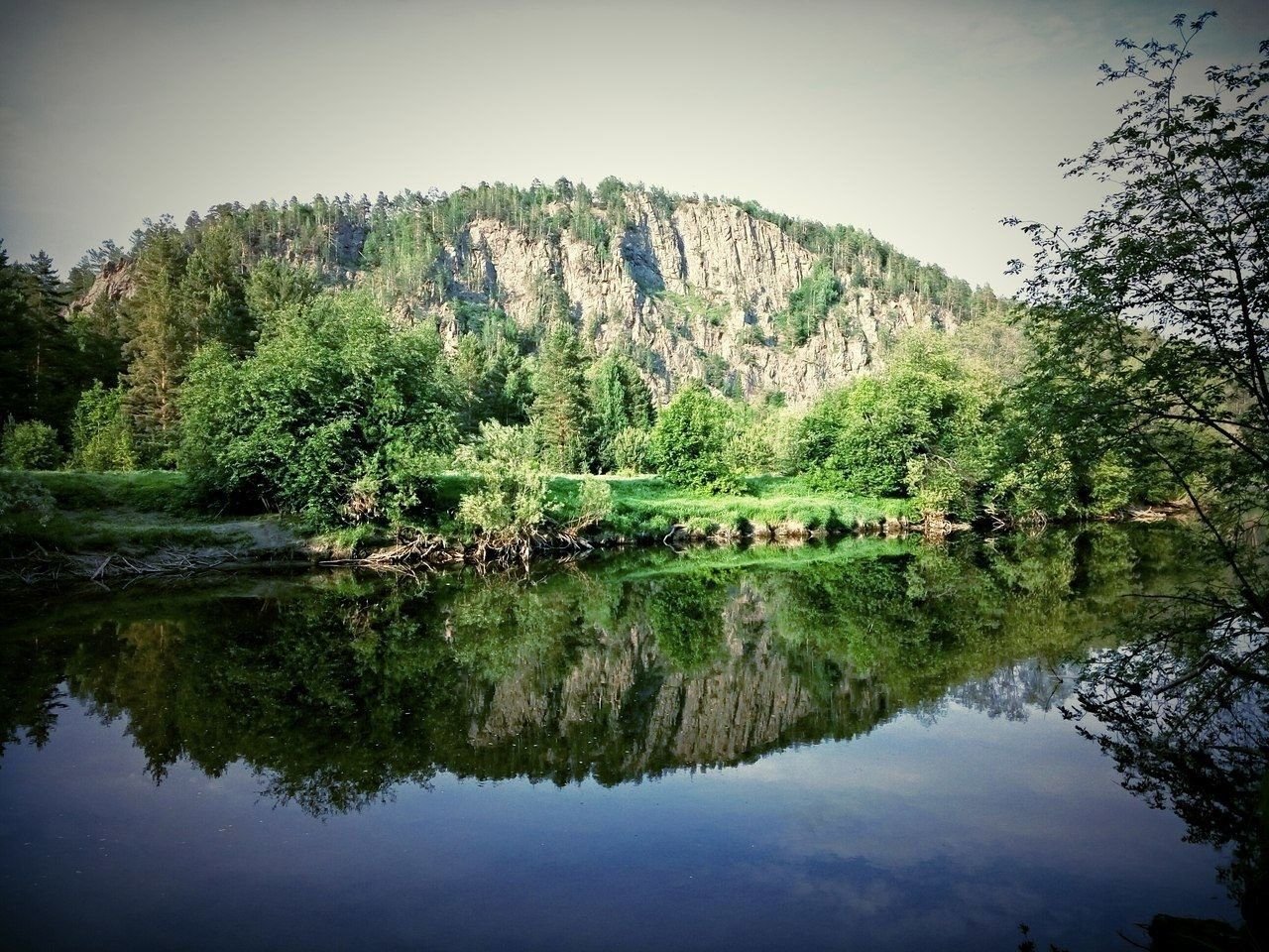 Гора медведь камень