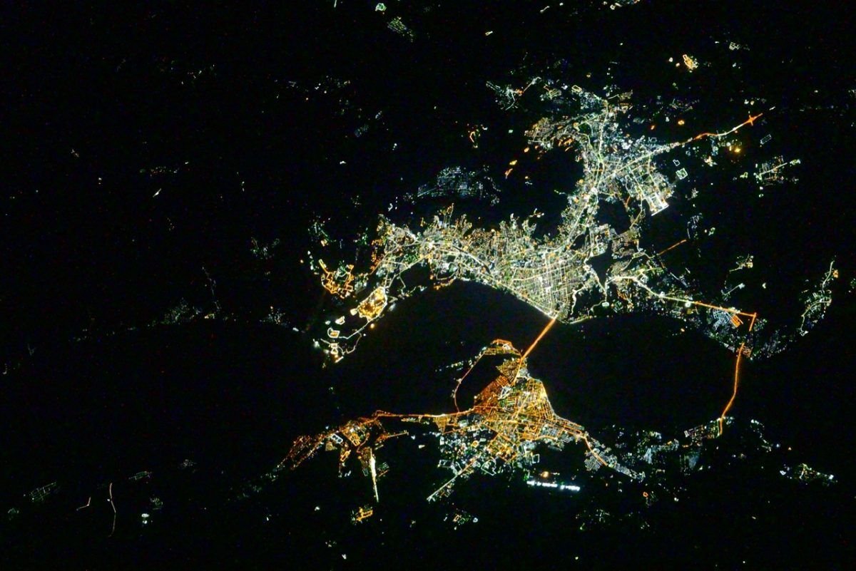 Ночные города из космоса фото с названиями