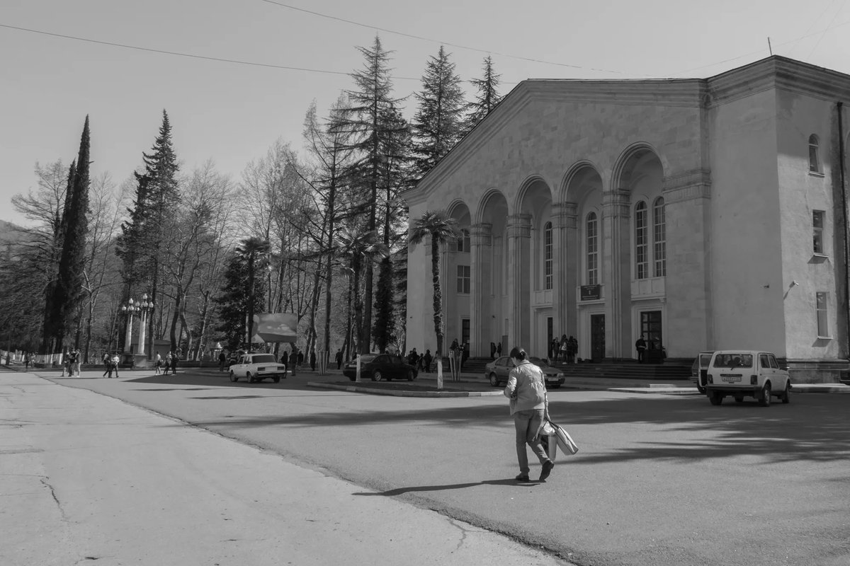 Моя душа за столиком напротив