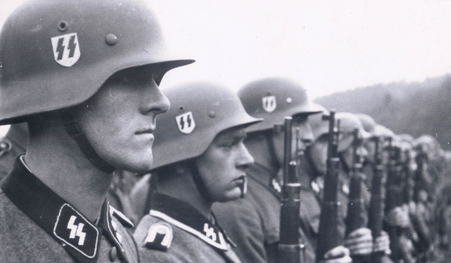 Немецкая подборка. Солдаты Waffen SS. Waffen SS (войска СС).. СС 3 Рейх. Солдат СС 3 Рейх.