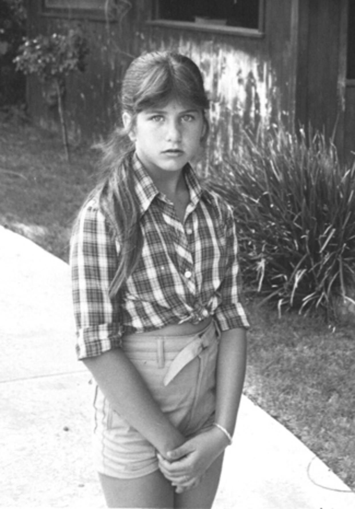 Дженнифер энистон фото в детстве
