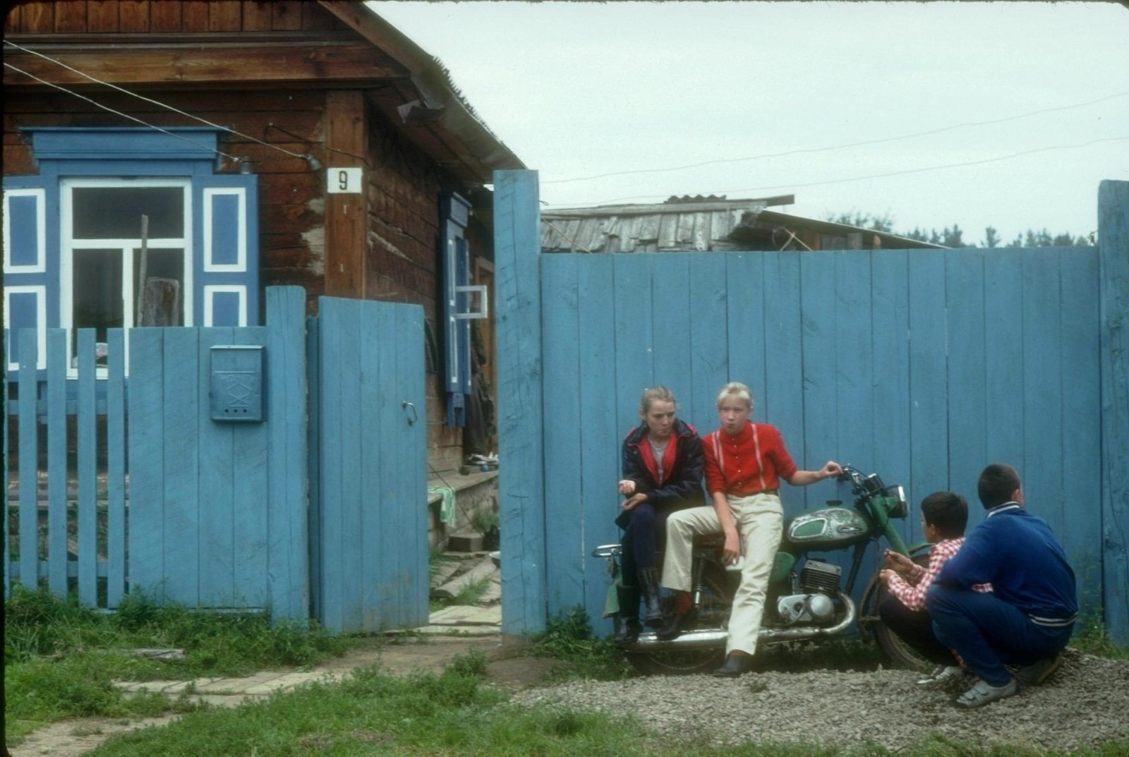 Российская деревня 90-х