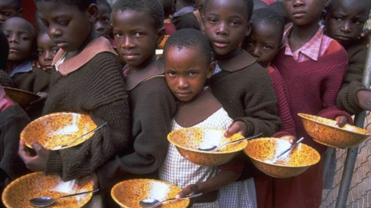 Проблема голода в мире. Африканские дети Голодные.