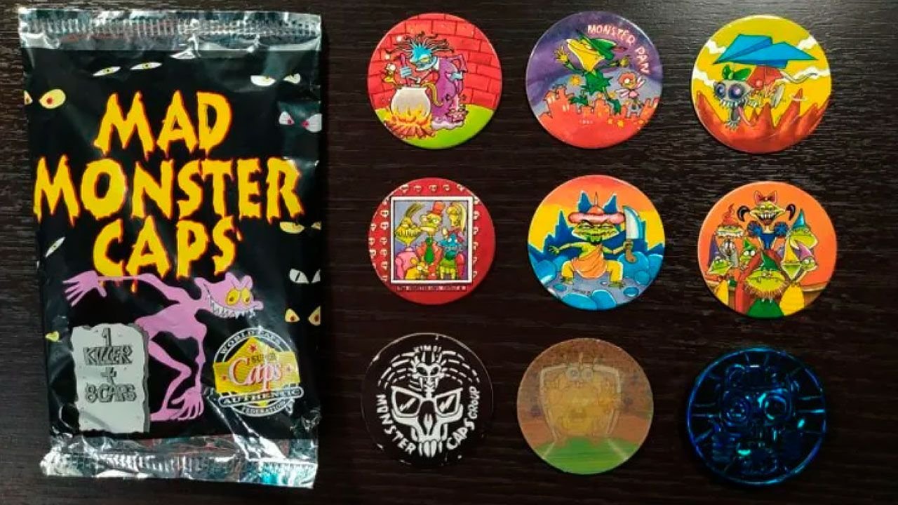 Фишки 15 про макс. Сотки Monster caps. Фишки Mad Monster caps. Кэпсы из 90 Mad Monster caps. Фишки из 90-х pog.