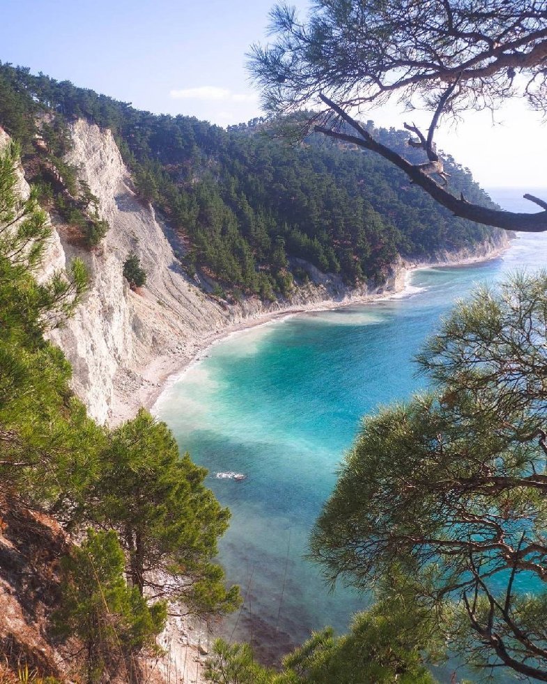 Голубая бездна в геленджике фото