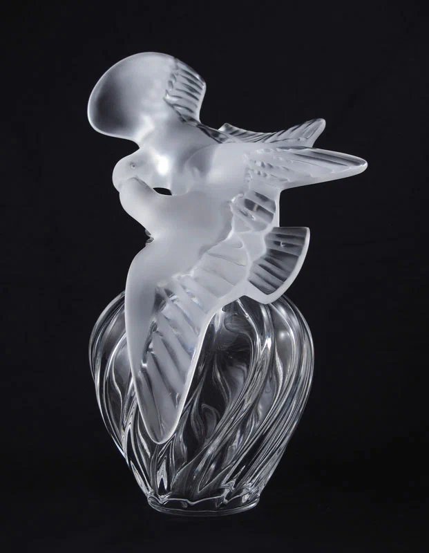 L air. Lalique Nina Ricci l Air du Temps. Духи l'Air du Temps флакон Lalique. Флаконы Лалик Нины Риччи. Хрусталь Лалик голуби.