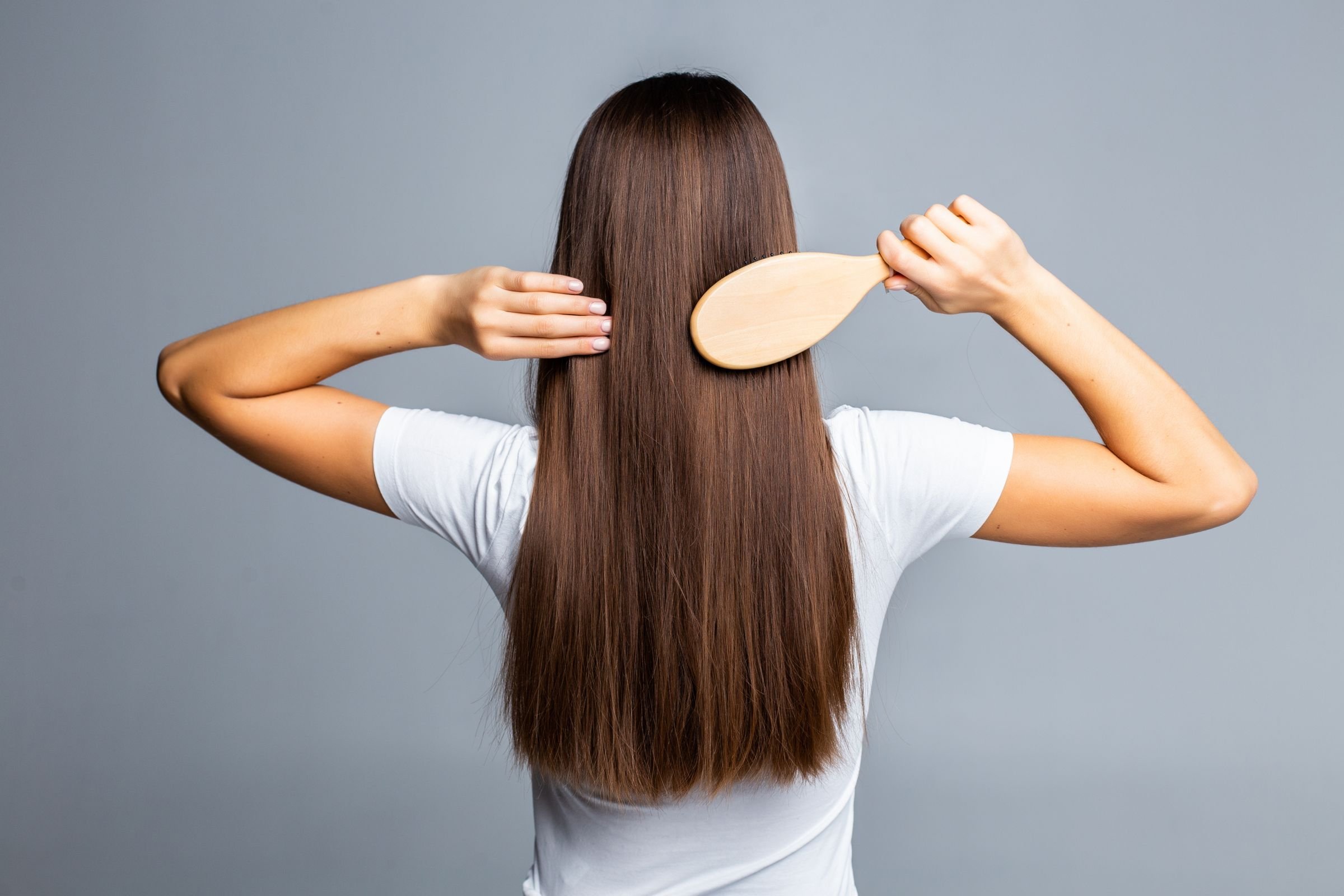 Чем улучшить состояние волос летом
