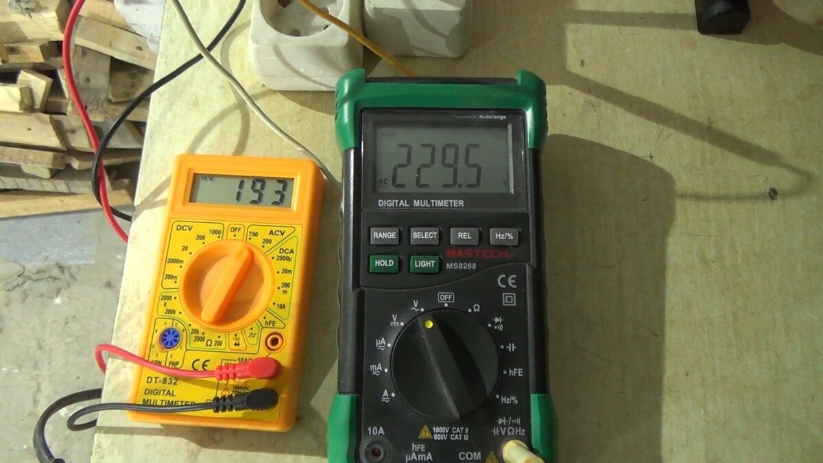Напряжение 170. Источник питания hlg-120h-20. Блок питания 12 вольт 250 ватт. Трансформатор для неона. Блок питания arpv-24060.