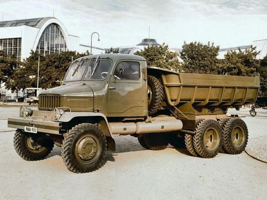 S s trucks. Praga v3s. Грузовик Praga v3s. Praga v3s военный. Прага v3s.