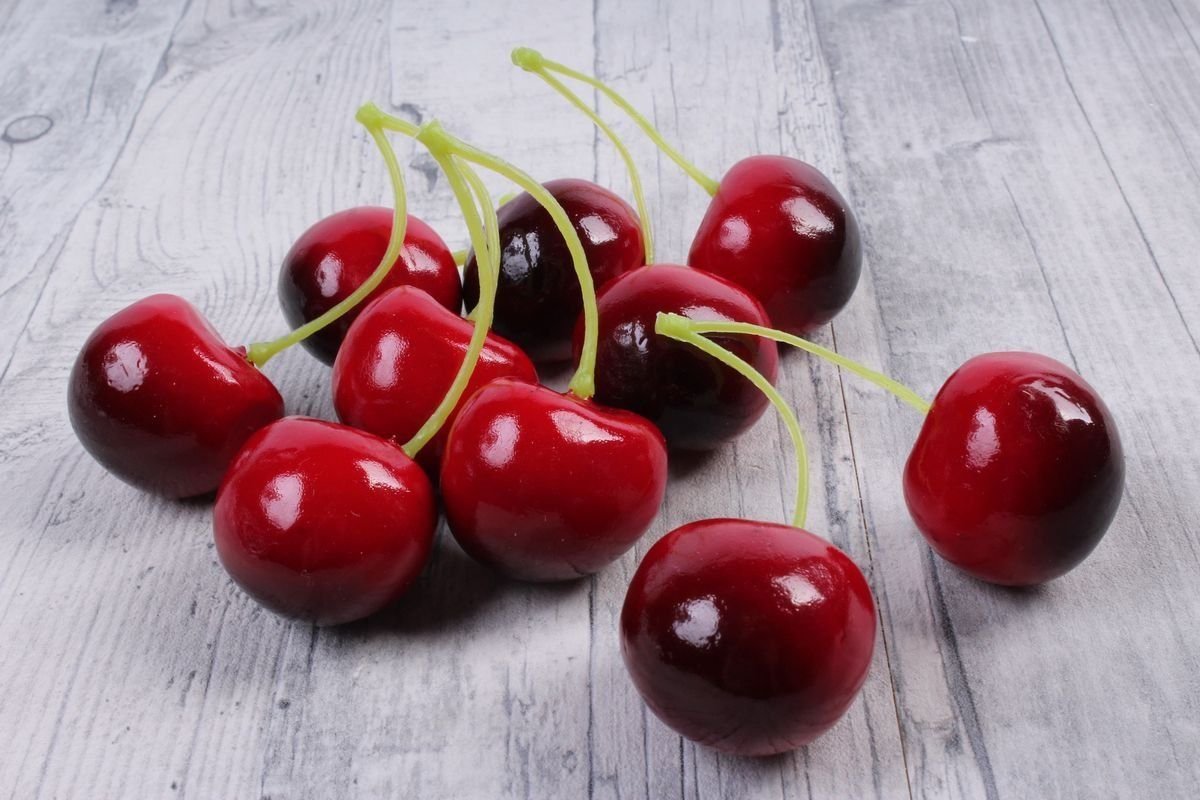 вишня морелло. красные фрукты. красные ягоды. красный вишня ягоды. вишня макро.