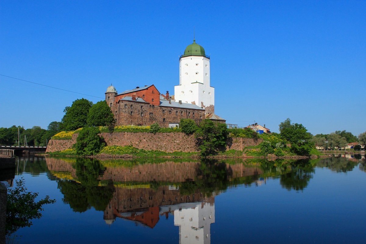 Выборгский замок фото