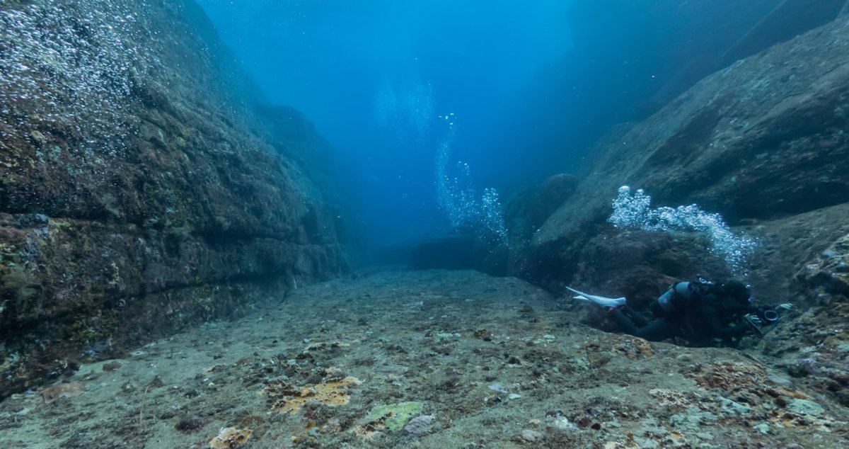 Йонагуни подводный город фото