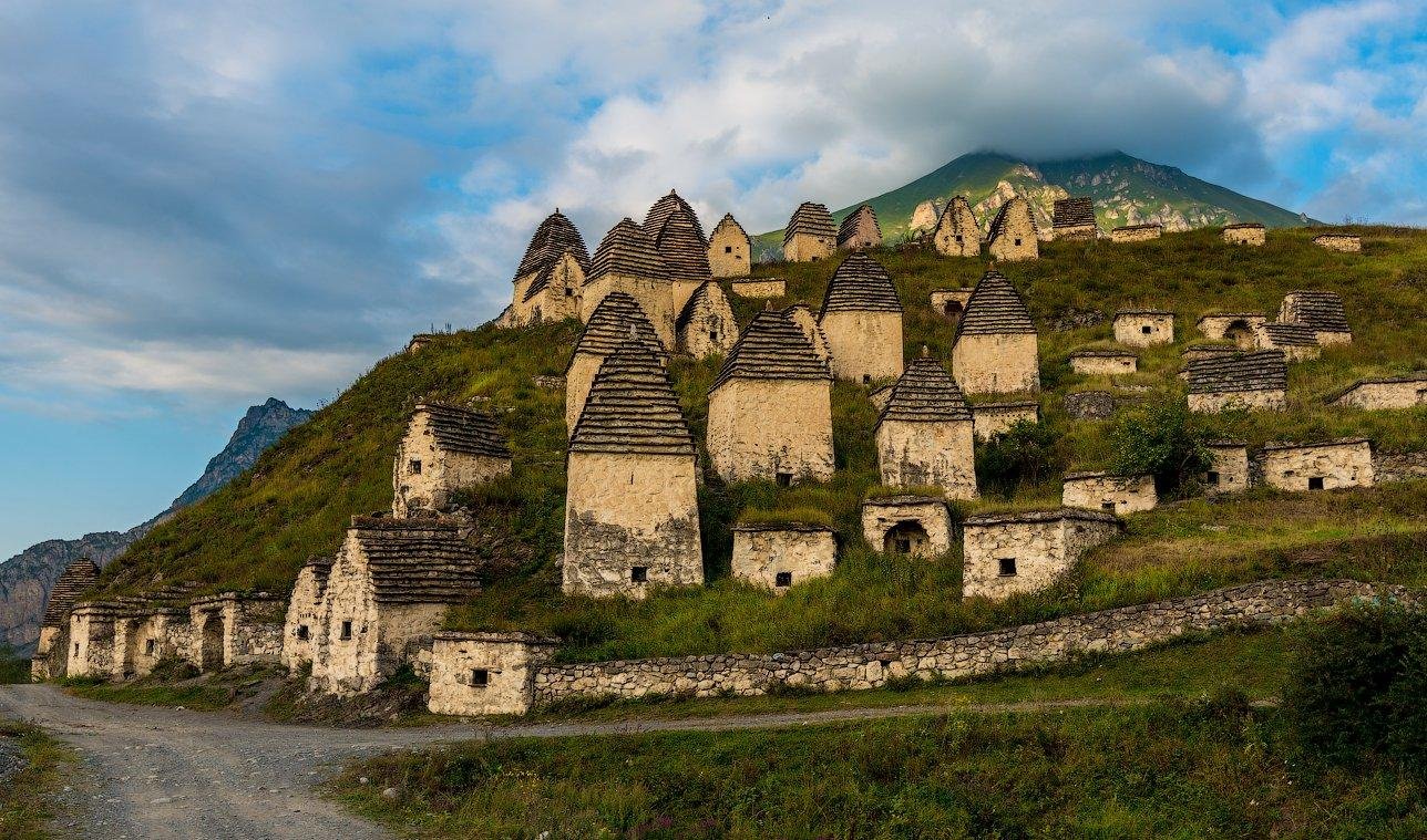 Город мёртвых в Северной Осетии Даргавс
