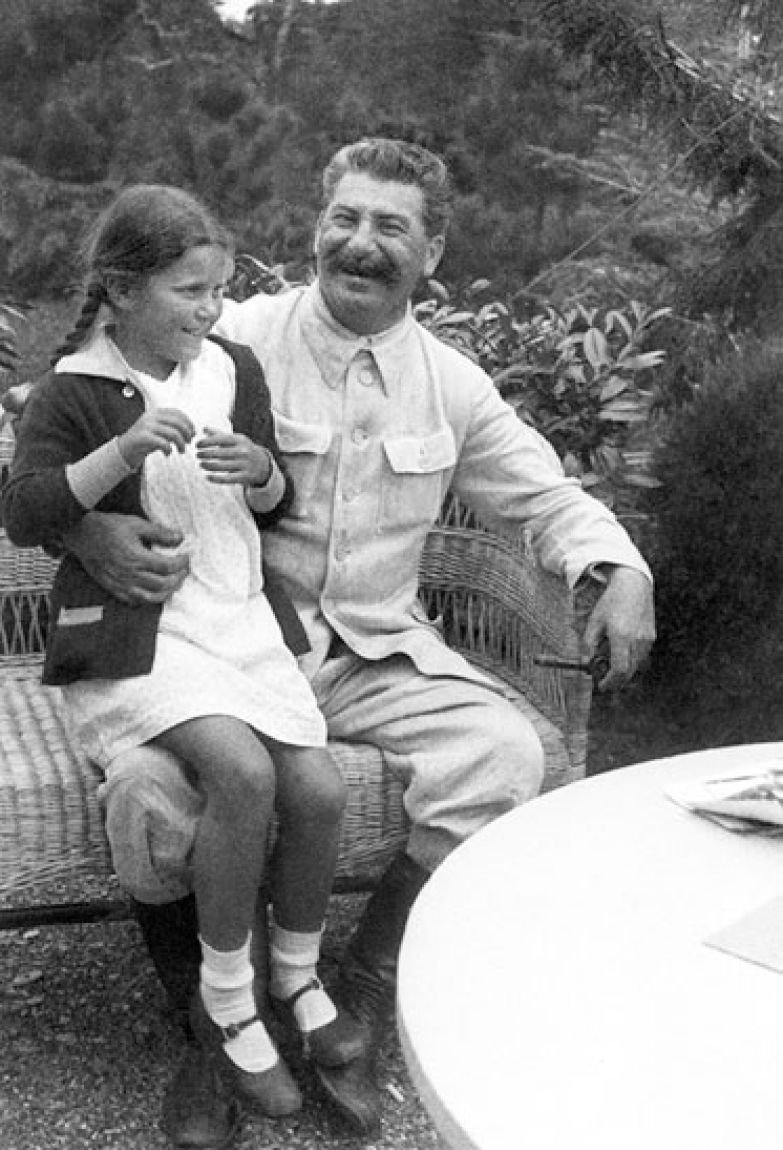 Сталина светлана иосифовна фото в молодости