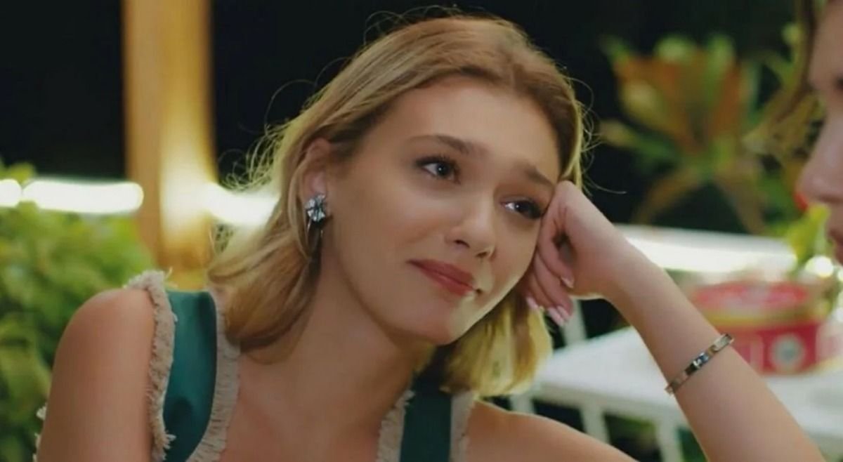 Мелек джерен эда. Сейфи и айдан. Ханде и керем. Эда и серкан. Неслихан йелдан айдан.