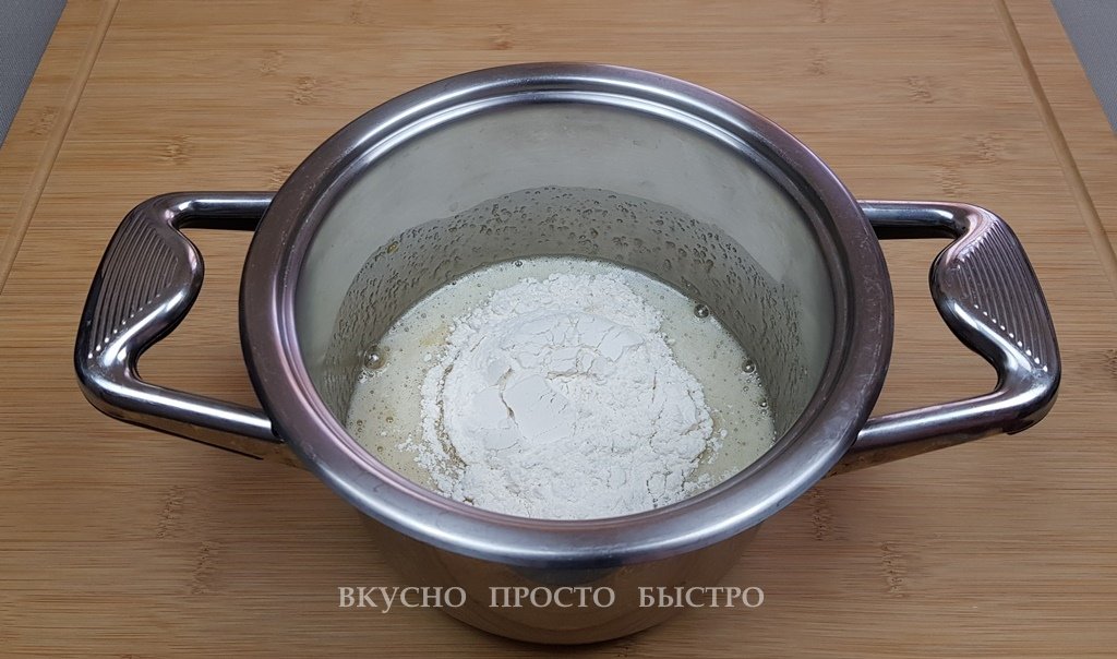 торт Наполеон без выпечки — рецепт ленивого Наполеона на канале Вкусно Просто Быстро