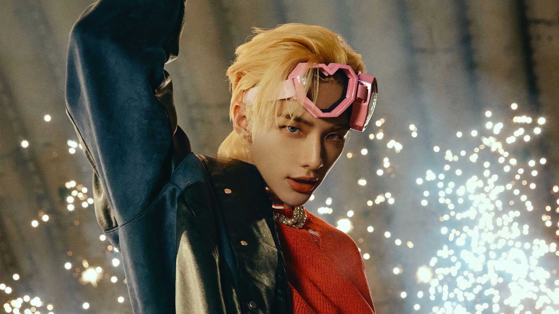 Кид 2022. Хенджин маниак. Хенджин Stray Kids 2022. Хван Хёнджин.