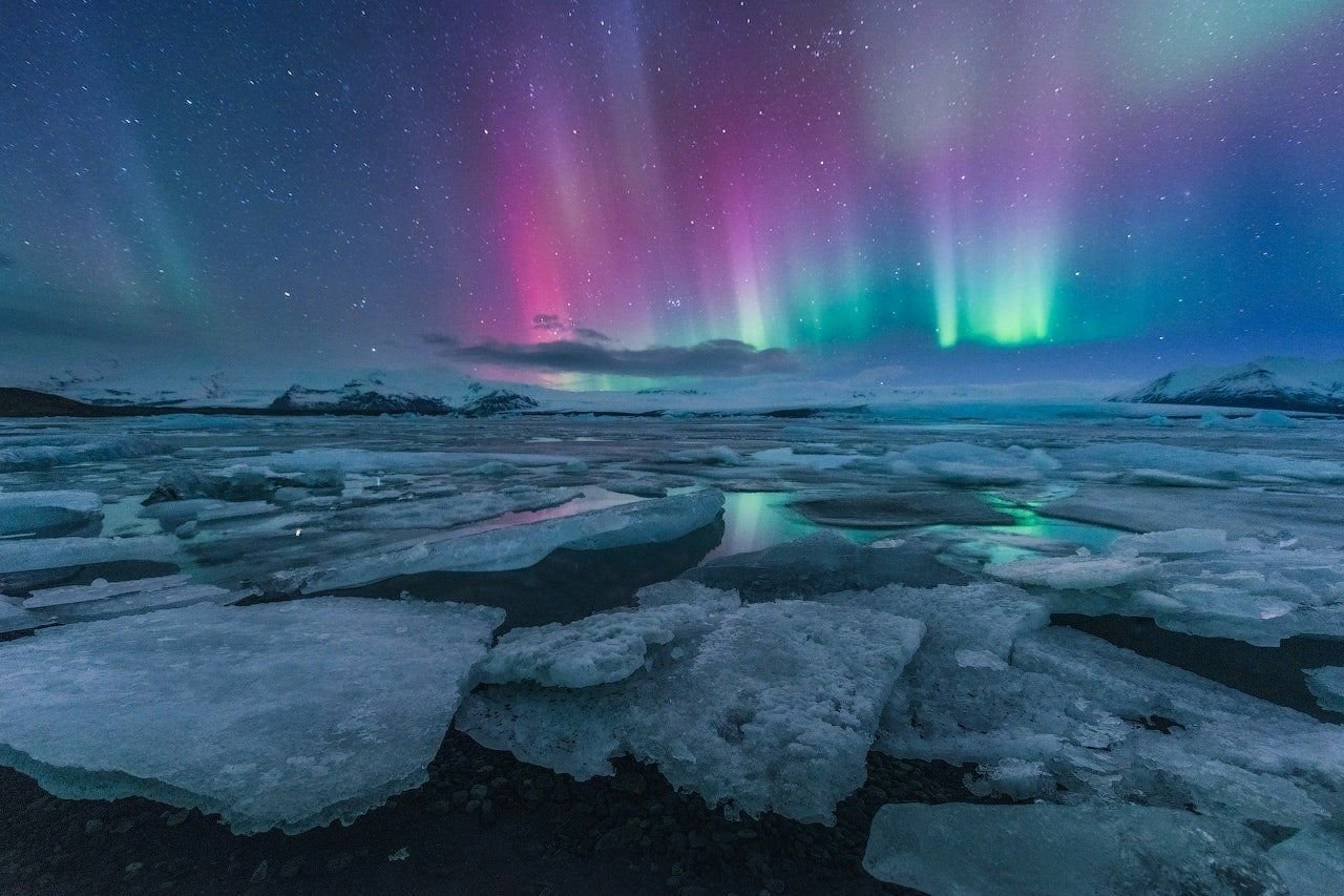 йёкюльсаурлоун северное сияние. северное сияние northern lights. Northern lights in iceland. дороги исландии северное сияние. северное сияние в исландии фото.