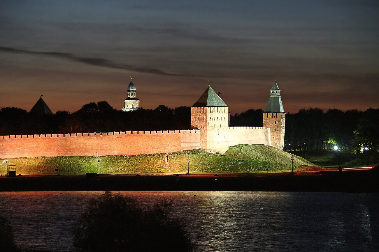 Кремль в великом новгороде фото