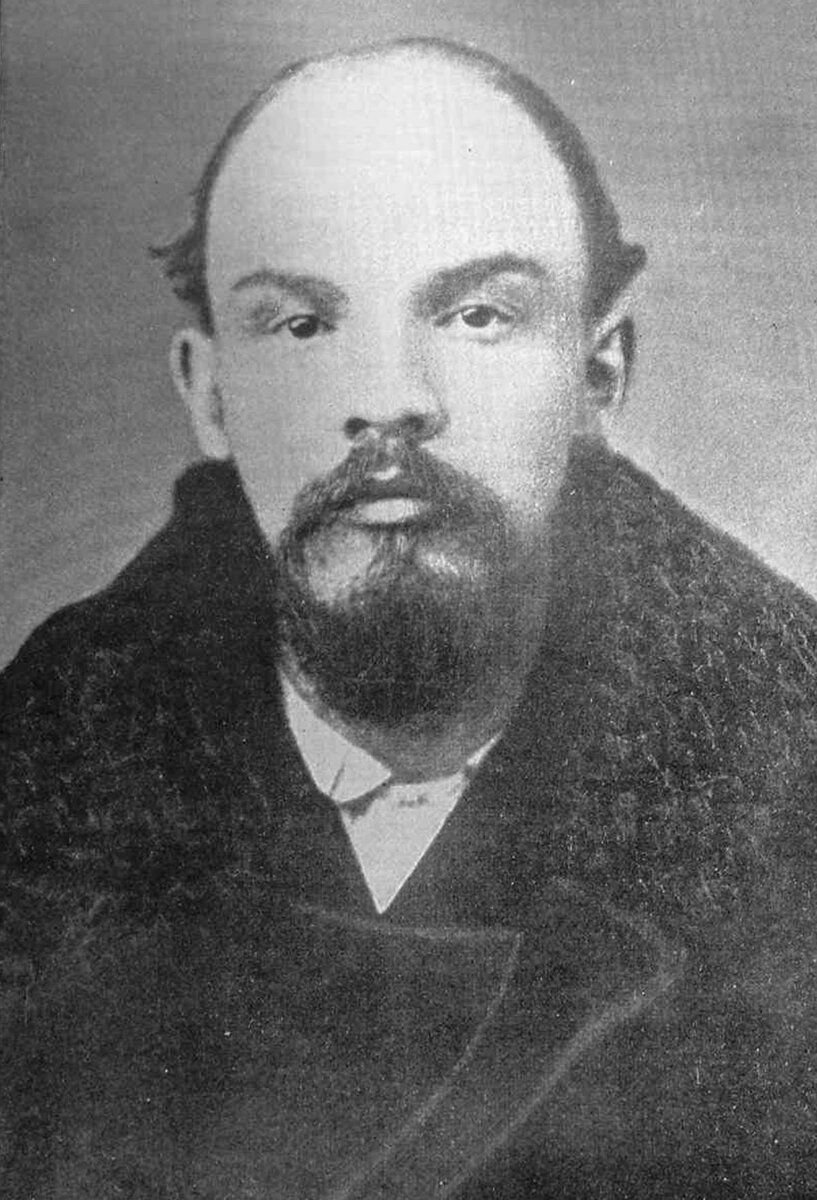 Владимир Ленин в молодости