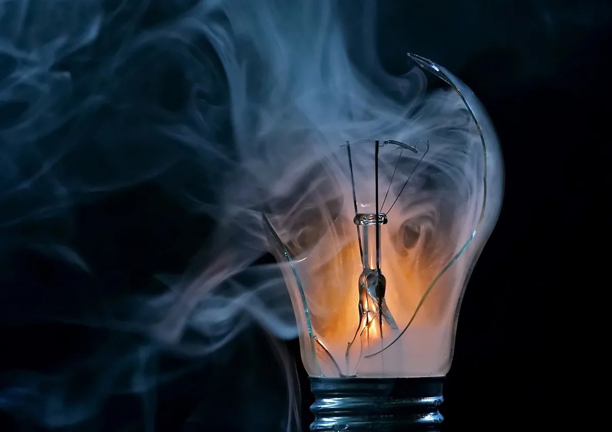 Вольфрамовая лампочка. Электричество. Дженерал лампа филамент 4вт. Винтажная лампа эдисона е27. Сгоревшая лампа.