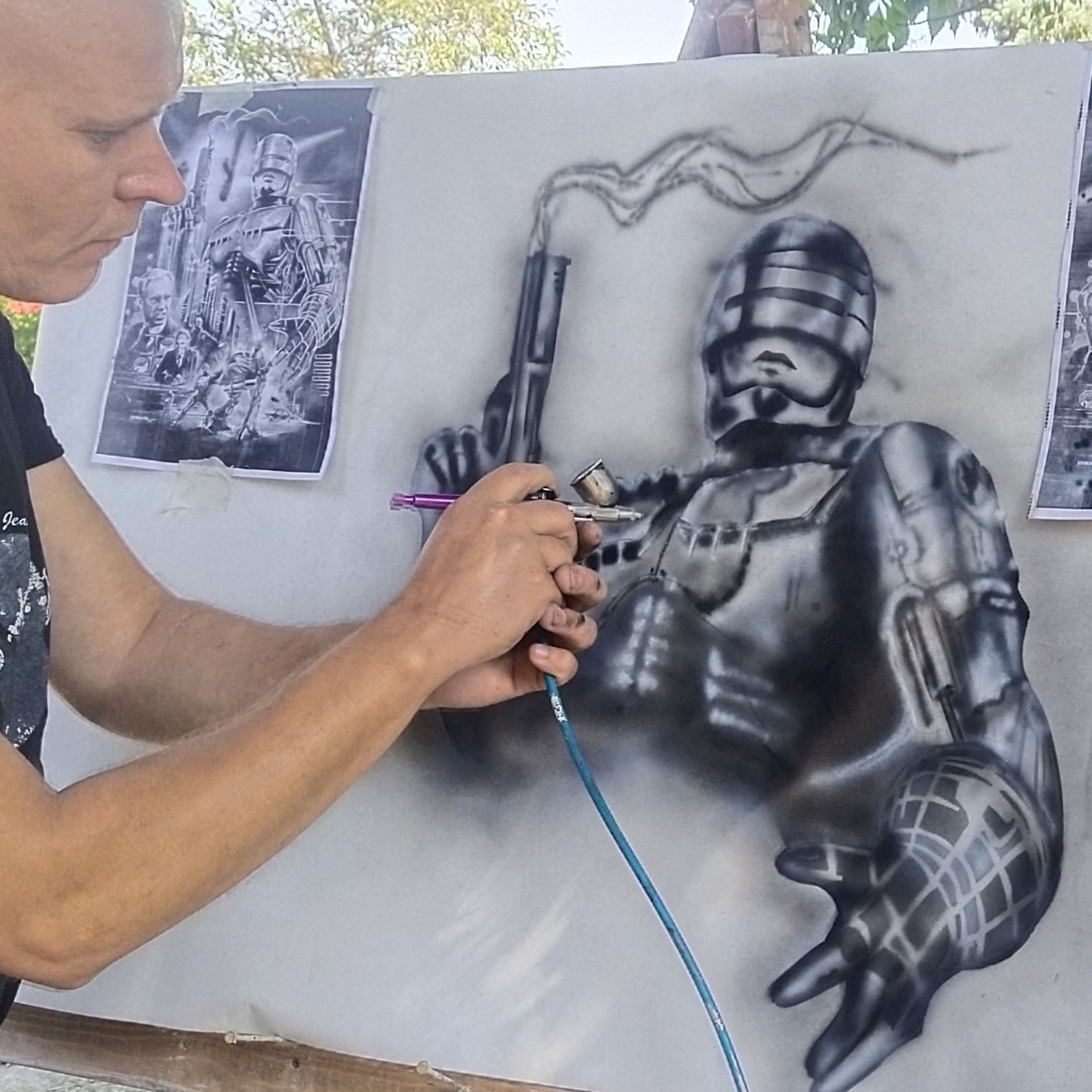 С помощью шаблона можно легко научится рисовать, рисунок Аэрографом ...