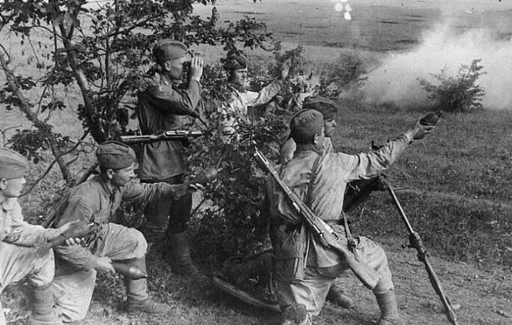 боец красной армии 1941. стрелковый батальон. калининский фронт 1942. бронебойщики птр. штрафные батальоны великой отечественной войны.