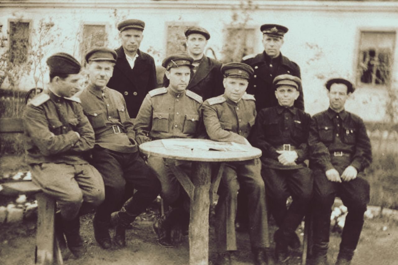 Нквд отдел контрразведки «смерш». Смерш 19 апреля 1943. Смерш подразделение нквд. Смерш войска нквд. Служба в смерш.